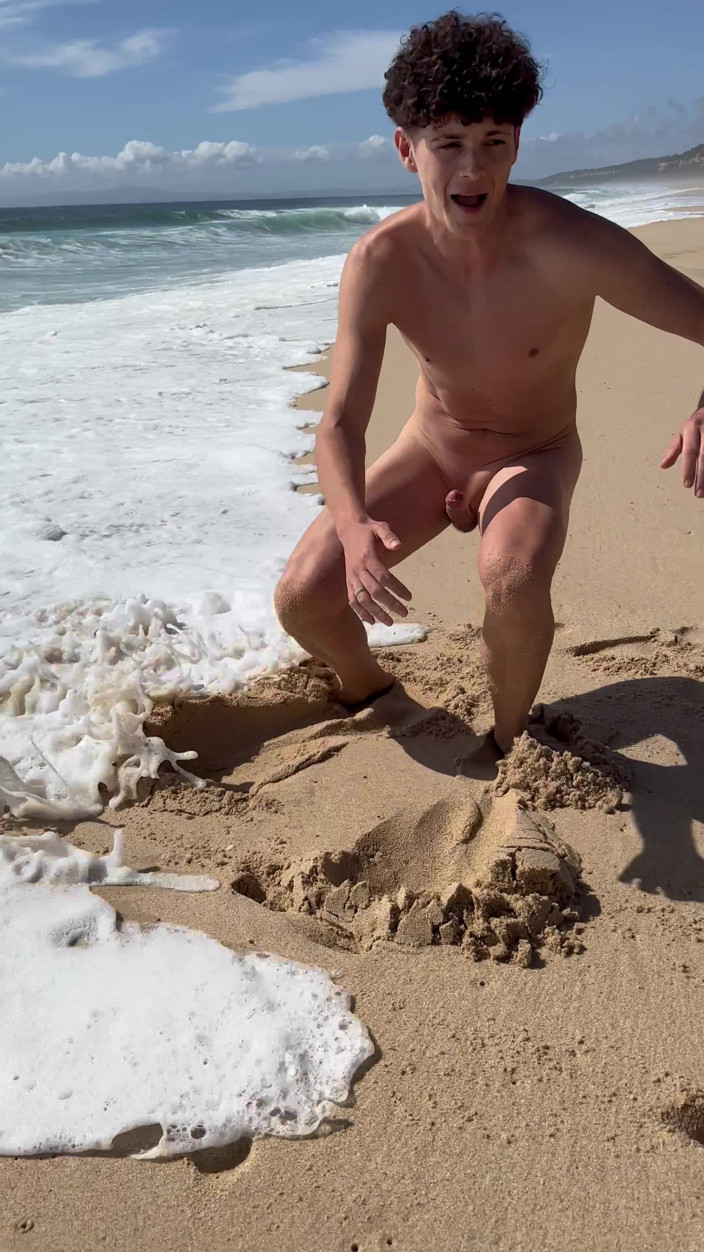 dannytwi18: Twink Beach Honění