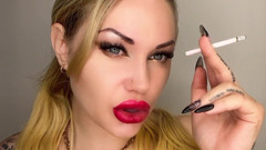 Goddess Misha Goldy: ASMR & Mindfucking 흡연 JOi 배수