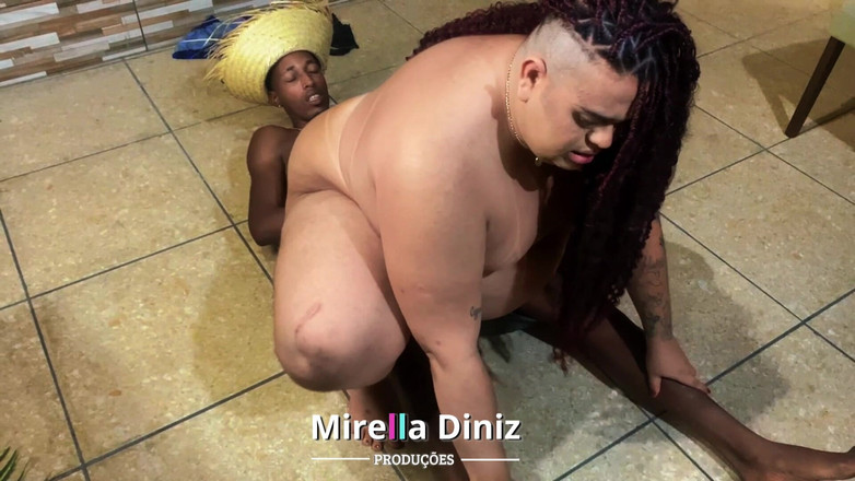 Mirella Diniz: O ateşli travesti