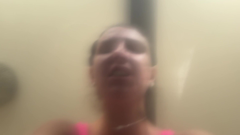 Hottie goddess: Ароматный поток слюней, вы вы умолите больше в видео от первого лица