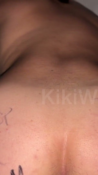 Asian Ftm mostra várias cargas