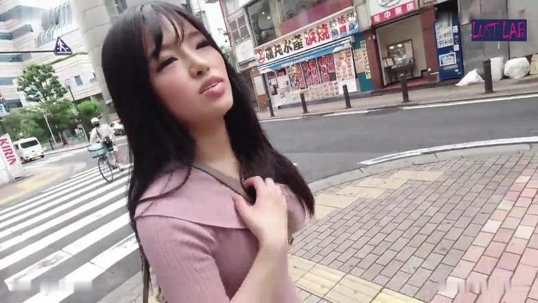 Lust JAV lab: 3人の野生の美女が、深く、フィルターのない情熱の一晩で失われました。-1