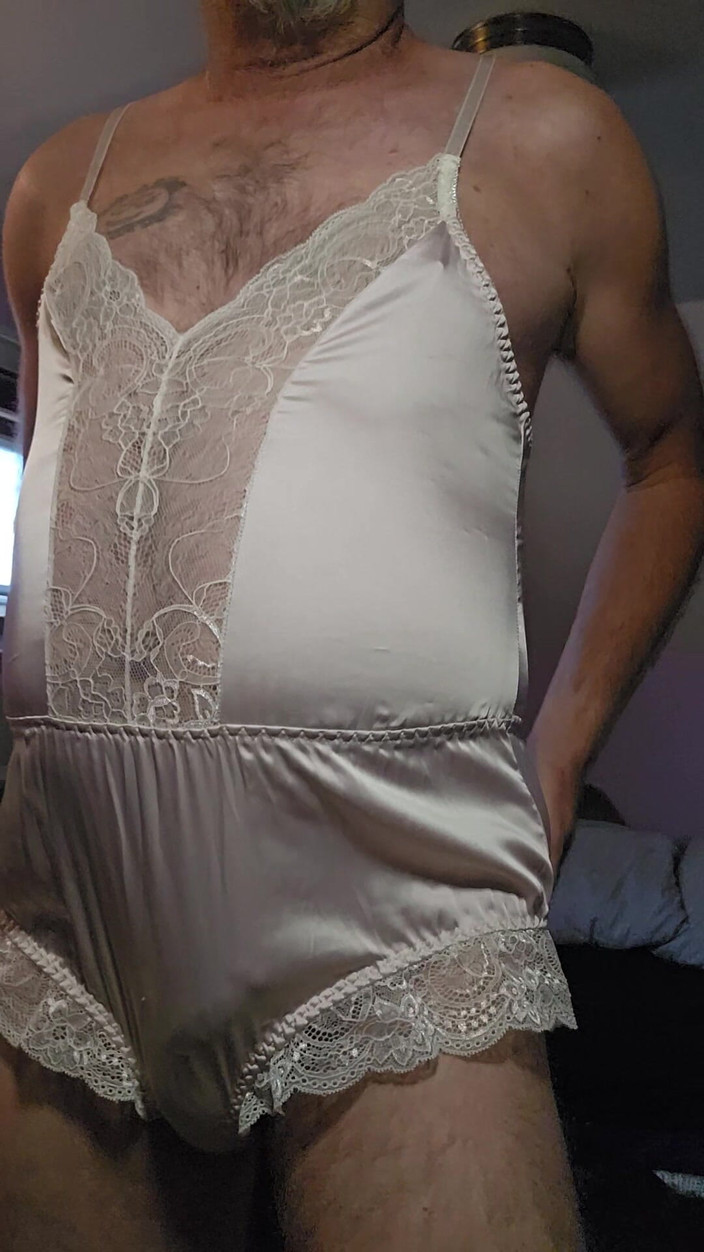 Fantasies in Lingerie: Takový úžasný výstřik