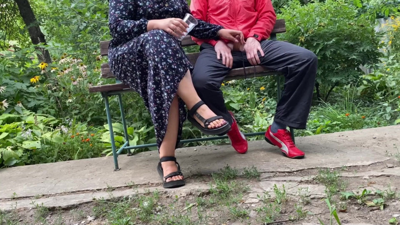 OurFetishLife: Mature Stepmom Milks My Dick Outdoors in the Park