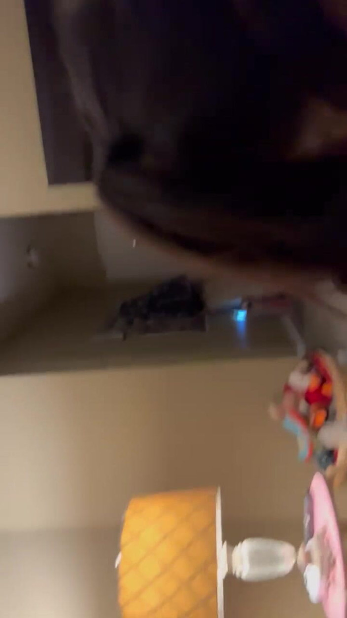 Reno Hot Wife: Vợ ngoại tình với bạn thân của chồng