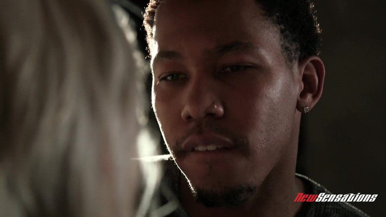 New Sensations: Kylie Page a une surprise coquine avec une étudiante