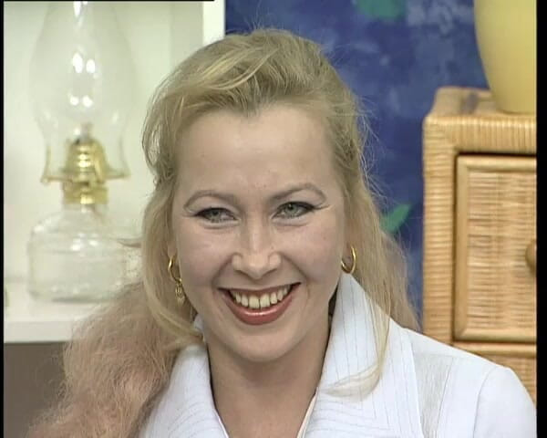 YOUR FIRST PORN: Saskia с идеальным телом и всегда возбуждена