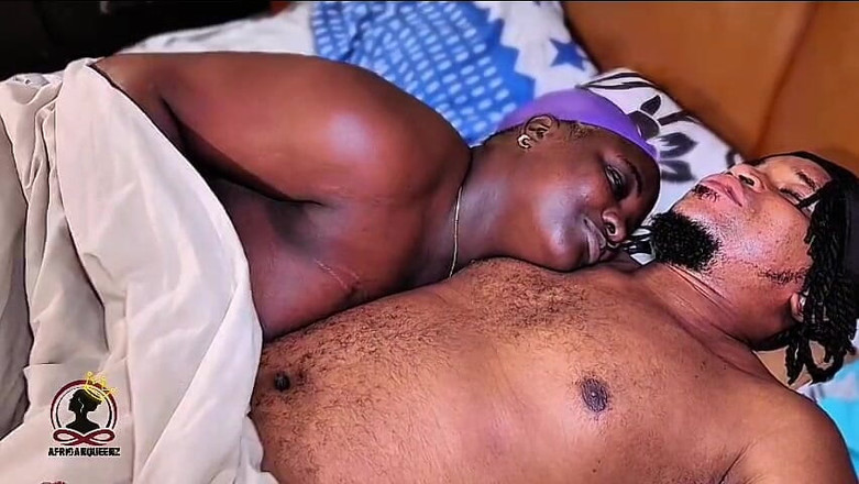 Africankween: Pasangan hot ini dientot habis-habisan setelah mandi