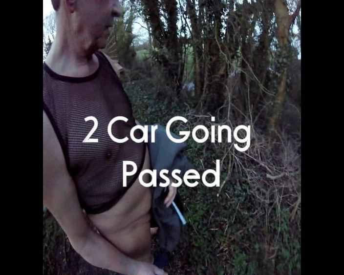 Andy: Auto na mostě