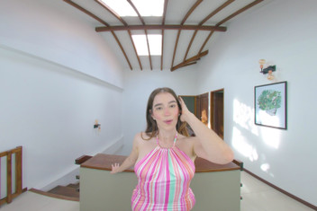 VR Latina