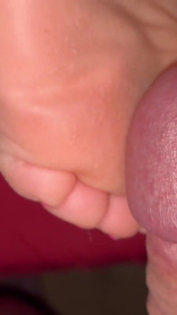 Amateur deutsche MILF nahaufnahme sexy faltige sohlen