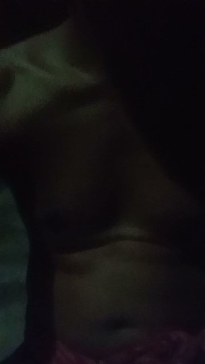 Haru862: Hi Friend I Am Bengali Boy Kolkata Koi Ladki Hai...