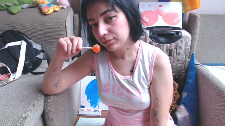 lanalovacutie: Sucking a Lollipop