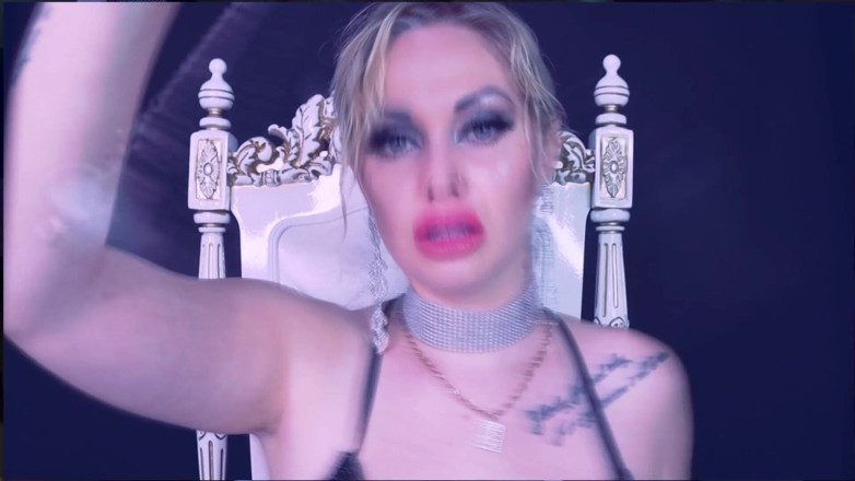 Goddess Misha Goldy: 冲洗你的失败者的头脑，并用我的咒语永远重新编程！