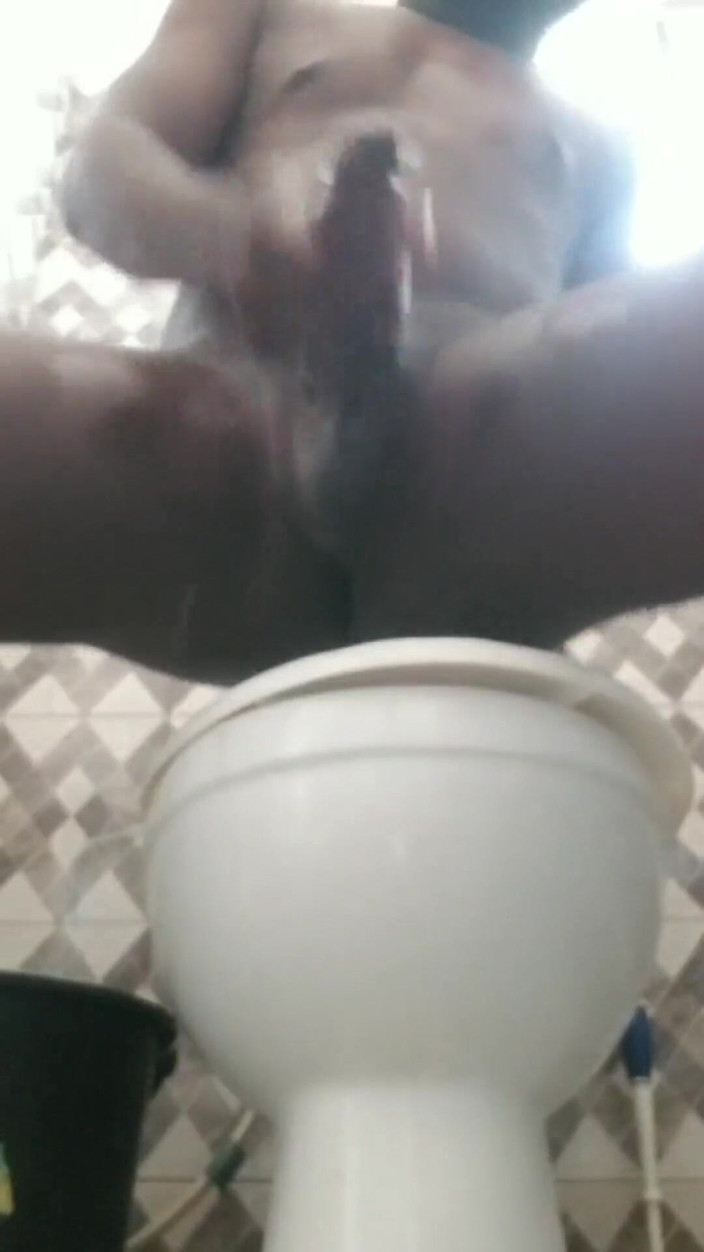 Bbc-godaddy: Desabotoado, punho, banheiro público, martelando