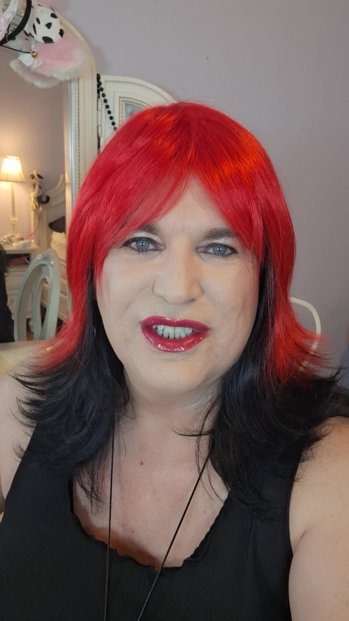 Victoria Lecherri: Magst Du Meine Lippen?