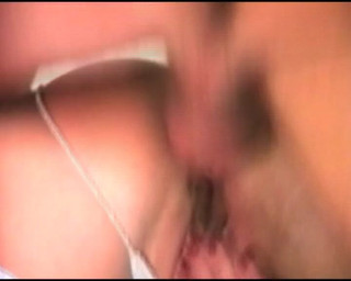 Deutscher hardcore: 这个来自德国的优雅女士被鸡巴深深地插菊花