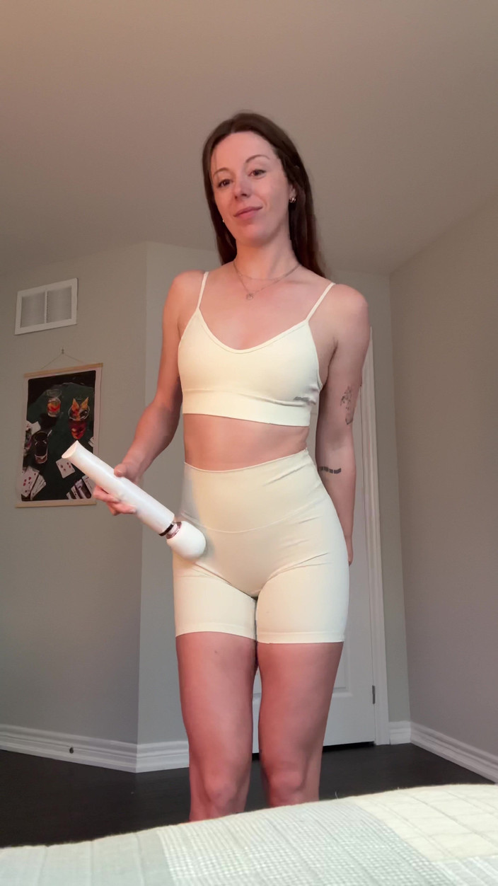 Nadia Foxx: Kiểm tra quần đùi tập thể dục của tôi để xem họ...