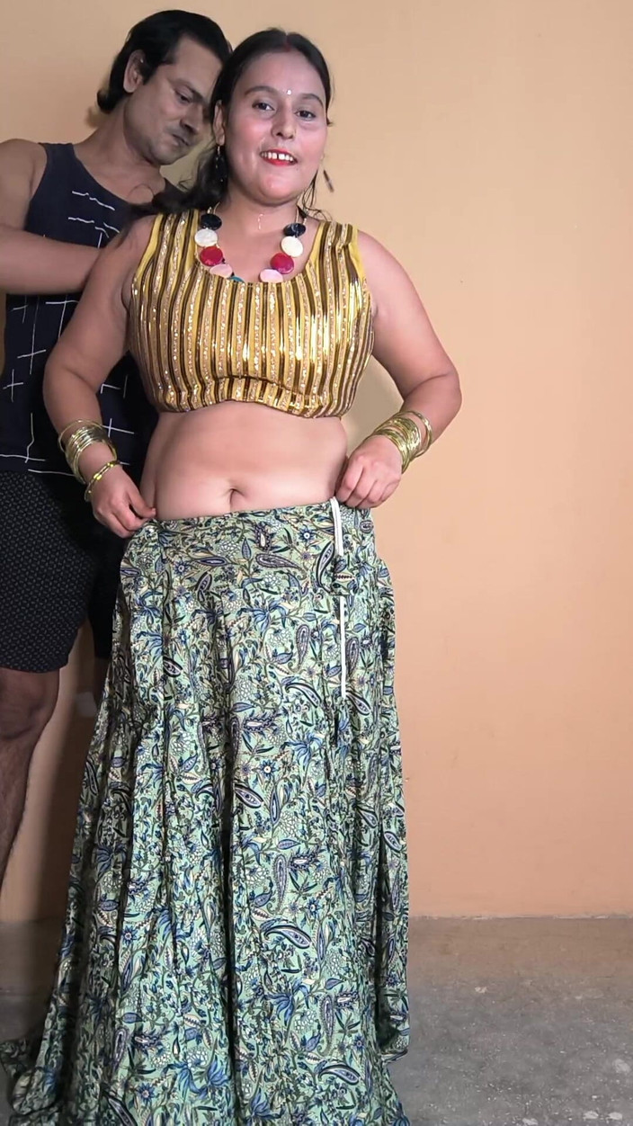 pujaprem: Desi Bhojpuri Nahý tanec