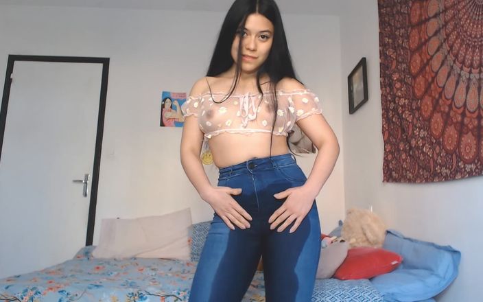 Sweetieluna: Pisciare sui miei jeans