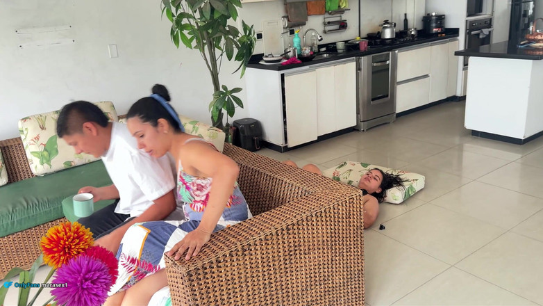 MaRaSexx: 네 얼굴을 내가 원하는 대로 쓸 거야! 얼굴에 앉아 있고 얼굴 위에 타고, 오르가즘