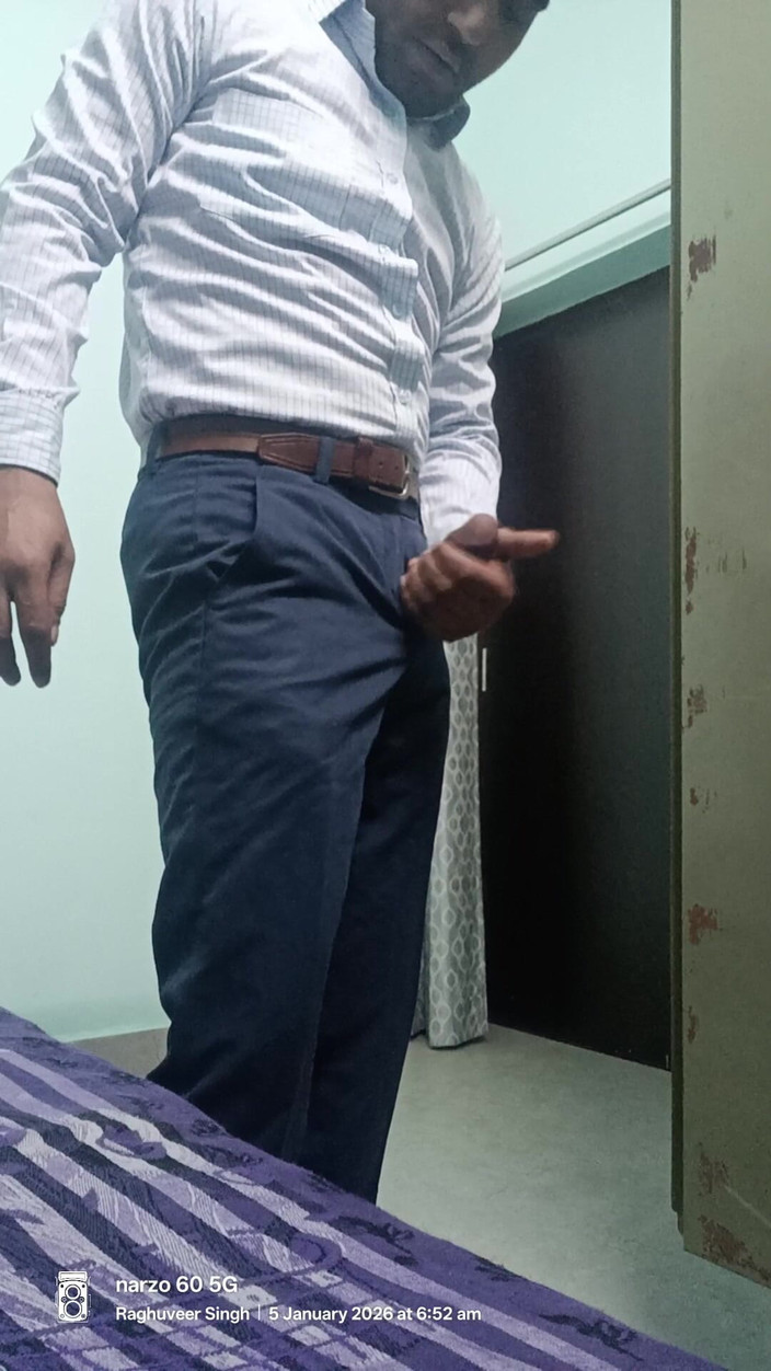 Rajasthani-old-lover: Un desi indien s’amuse avec son beau-père et un officier...