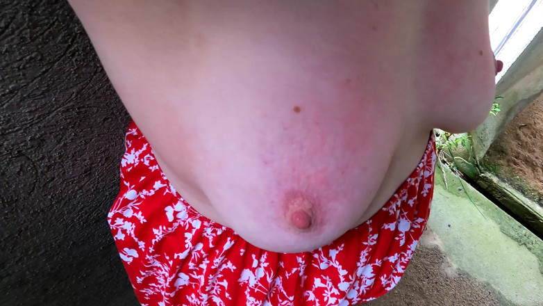 Bouncy Tits Action: Swollen Red Tits on Construction Site