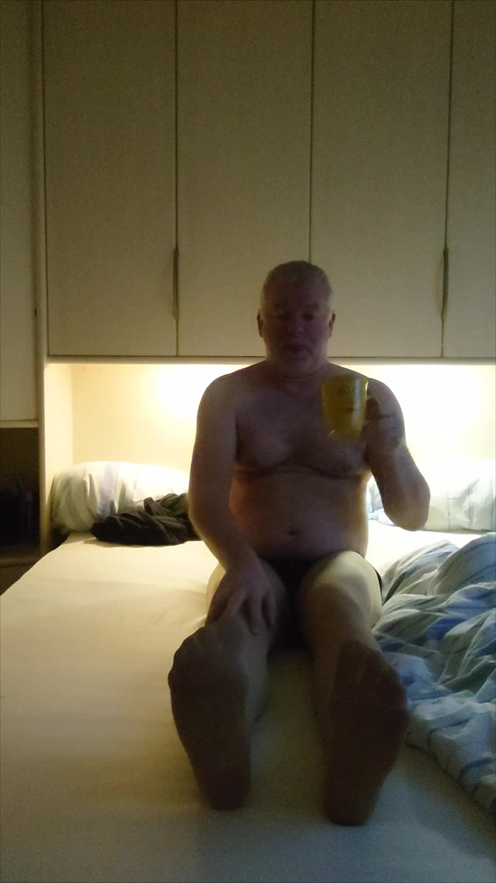 Carmen_Nylonjunge: 나일론 소년이 쌀쌀한 아침을 기원합니다