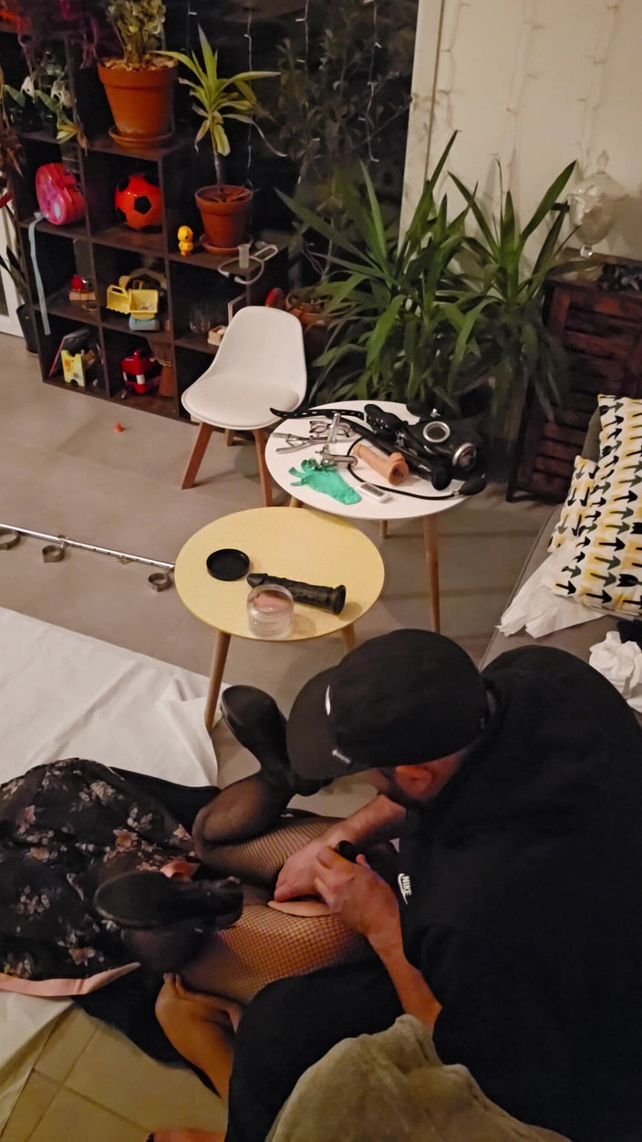 J and rose: Anal Eğitim