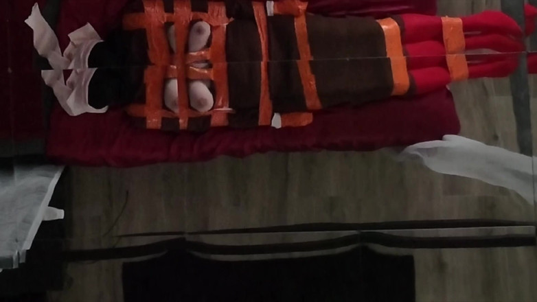 Elena917: Bagian 3 - seks bondage tape, layering stoking, bdsm puting, orgasme