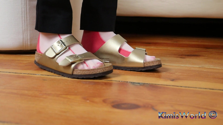 KimisWorld: Kreativní hra s punčochami a Birki