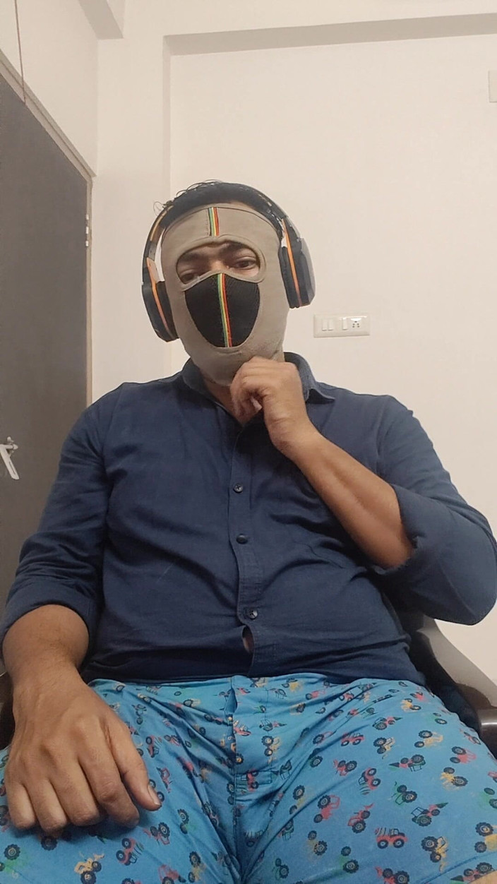 Jons toy: Indian Ladka Ashleel Videos Dekha Kar Khuk Ka Paani Nikaal...