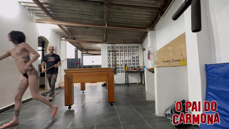OPaidoCarmona: Jouer au billard en laissant Bad Melli nue