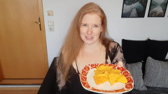 Curly_Dreams: Keripik dengan saus Anda