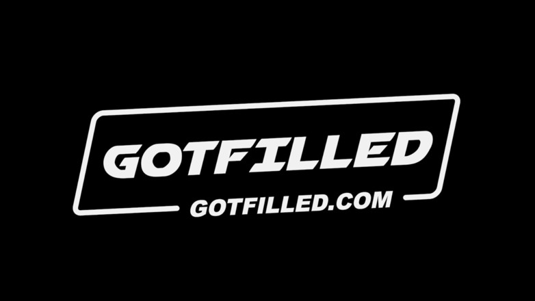Got Filled: Charlotte jest głodna kutasa