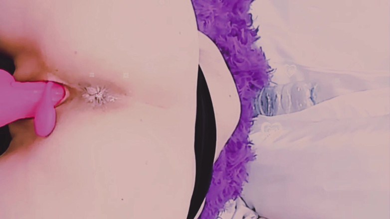 Nicolette69w: She Played with Her Didelot and Vibrator Until She Had...