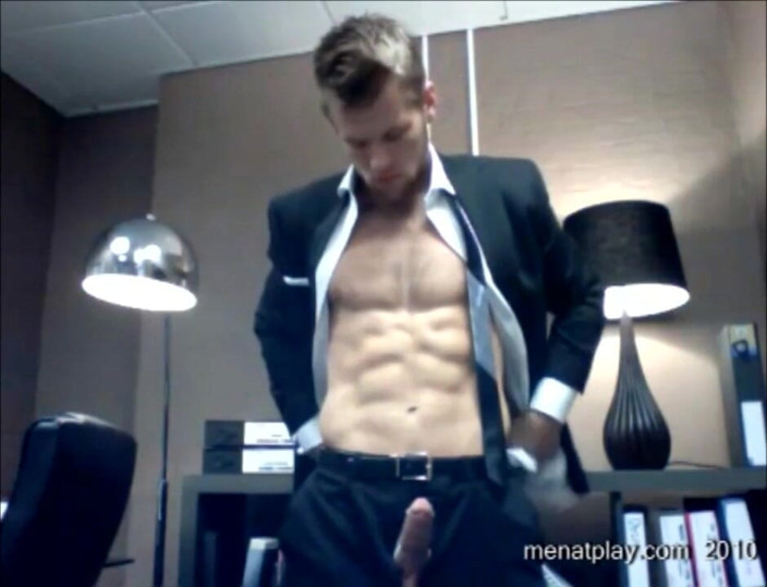 MenAtPlay: A webcam crua de David Jones