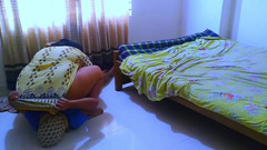 Aria Mia: 방 청소하는 동안 힌두교 하녀를 따먹는 아랍 핫한 여자 - 일하는 남자의 자지를 따먹는 카우걸