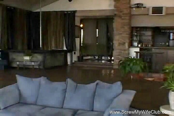 Screw My Wife Club: Memek becek tante seksi ini dijilat dan dientot habis-habisan