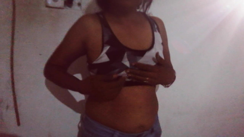 Tina Baby: Minha verdadeira madrasta vem me foder