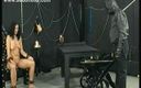 Dark room of slave seks: Sexe d’esclave 097.