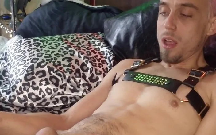 Sexy possum: Long Video Wanking Edging Uncut Gay Masturbating Cumshot at the...