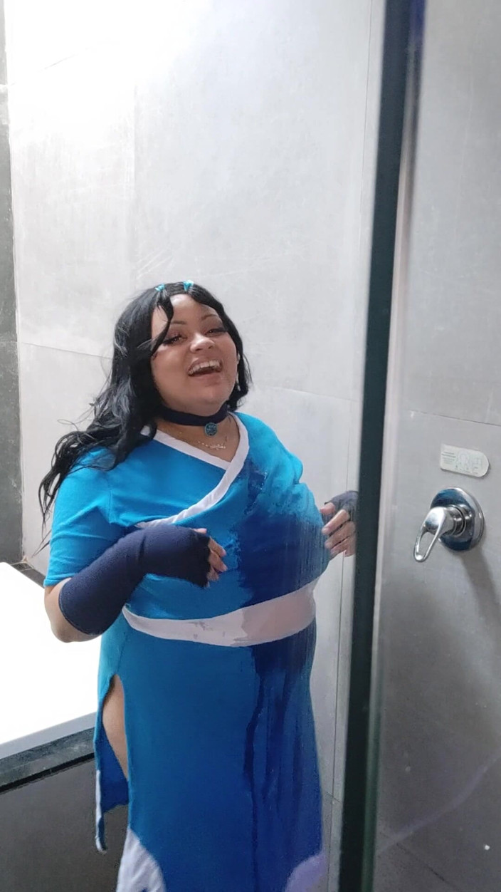 Cutiepiie Chubby: Femeie mare și țâțoasă Katara Cosplay Ședință foto