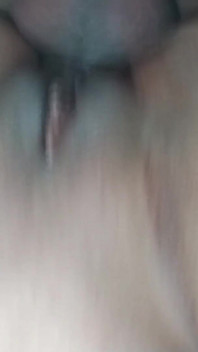 Můj nevlastní bratr pracuje a já ho šukám