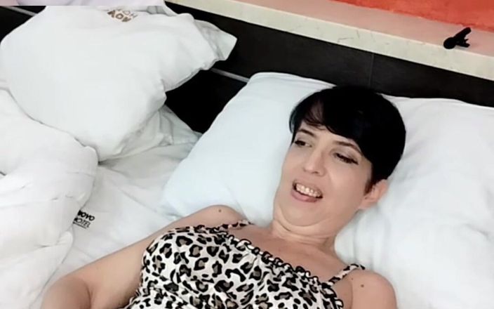 MaturecoupleVe: Mange la chatte délicieuse de ma femme