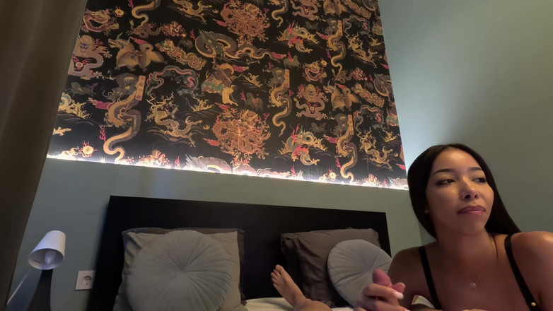 Alex Goes: "Šukej mi nohy!" - Ohromující Lia Lin mi dala nejžhavější footjob...