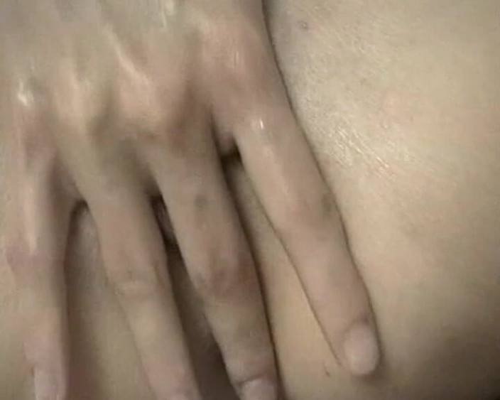 BB Video - Old School: ドイツのMILFアマチュアスリーサムFMM主婦のベイブフィスティング