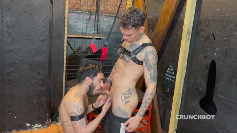 Hot guys from France: Der sexy Jibery wird von Douglas Smith roh benutzt