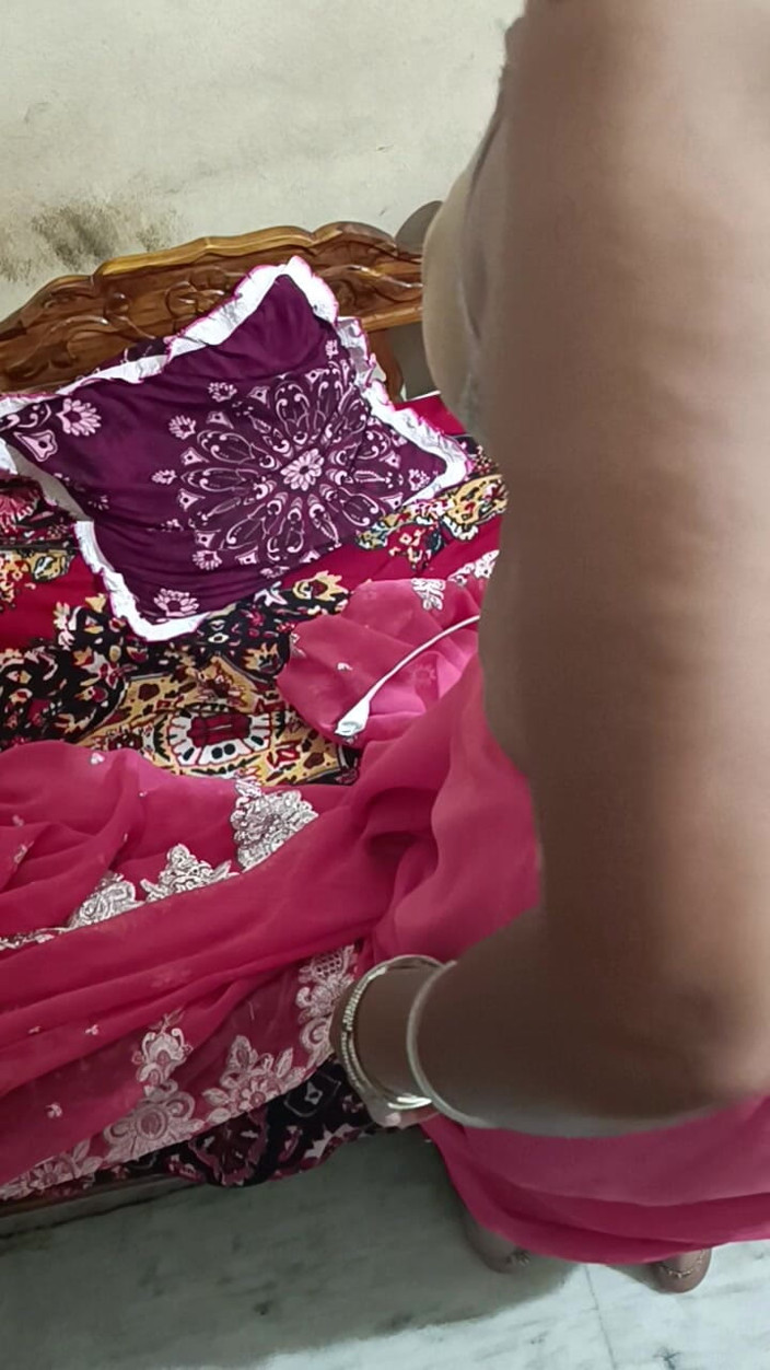 Decent couples: Desi indická krásná telugská tetička saree šukání sexy romantické kundičky zezadu