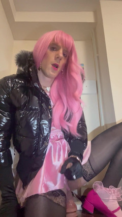 Jessica silk: Jess Silk скачет на дилдо